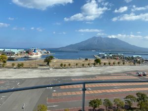 7階からの眺め、桜島先輩が！